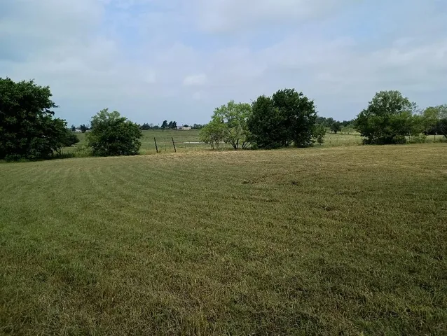 $119,995 | 3100 Briarcliff Circle, Gainesville, TX 76240