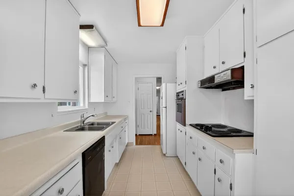 $935,000 | 710 Villanova Drive, Davis, CA 95616