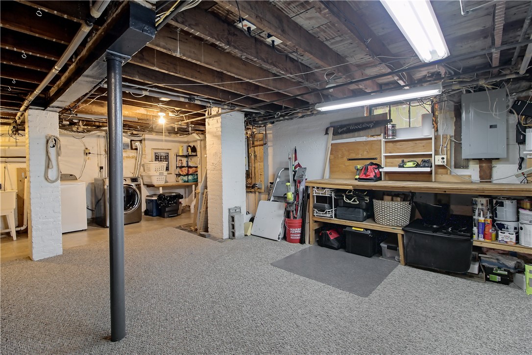 19 Cold Spring Street Providence, RI 02906 - Photo 18 of 24 Gallery Image 18