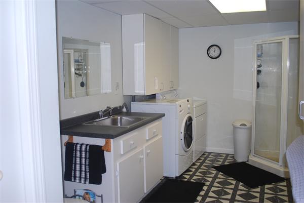 119 Reed Street Chicopee, MA 01020 - Photo 14 of 18 Gallery Image 14