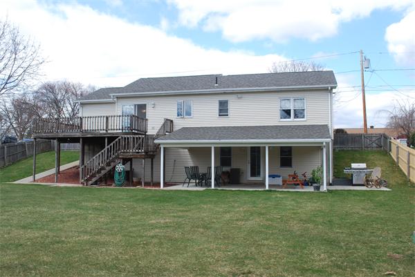 119 Reed Street Chicopee, MA 01020 - Photo 2 of 18 Gallery Image 2