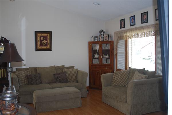 119 Reed Street Chicopee, MA 01020 - Photo 3 of 18 Gallery Image 3