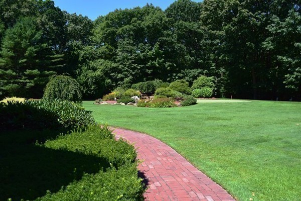5 Rams Gate Place Shrewsbury, MA 01545 - Photo 26 of 30 Gallery Image 26