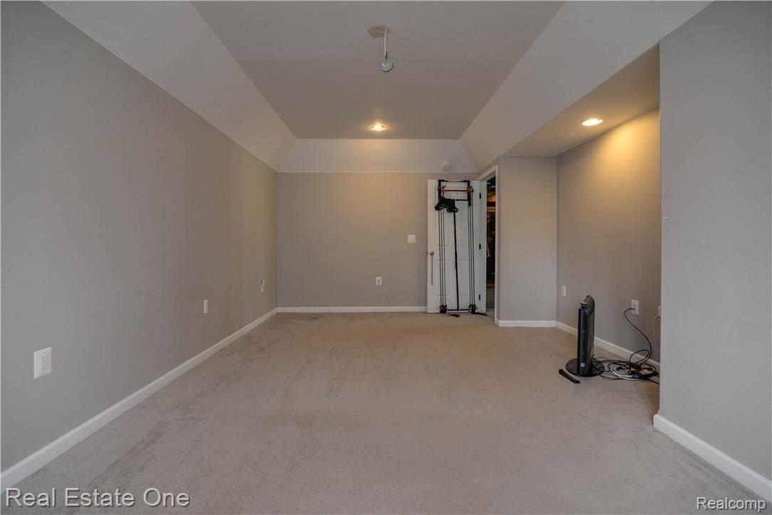 2609 Middle Road Highland, MI 48357 - Photo 43 of 61 _AUG1170.jpg