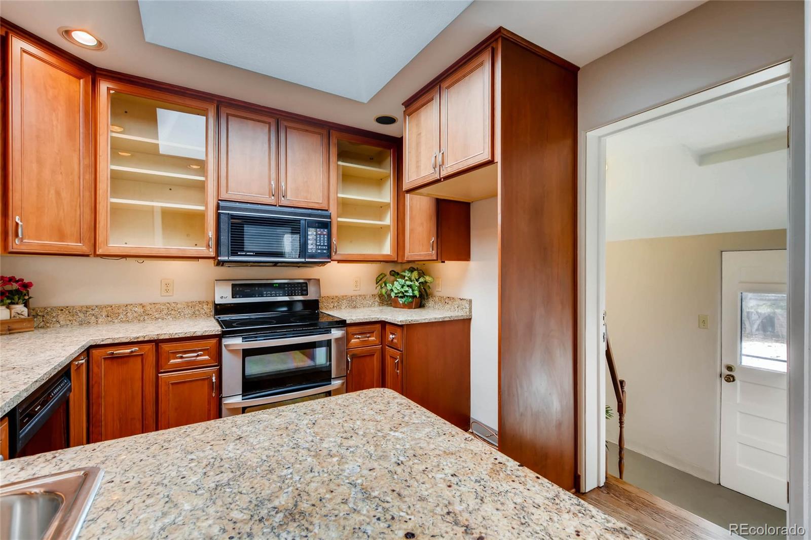 3945 Cody Street Wheat Ridge, CO 80033 - Photo 9 of 27 Gallery Image 9