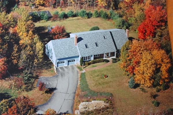 179 Ruggles Street Westborough, MA 01581 - Photo 2 of 30 Gallery Image 2