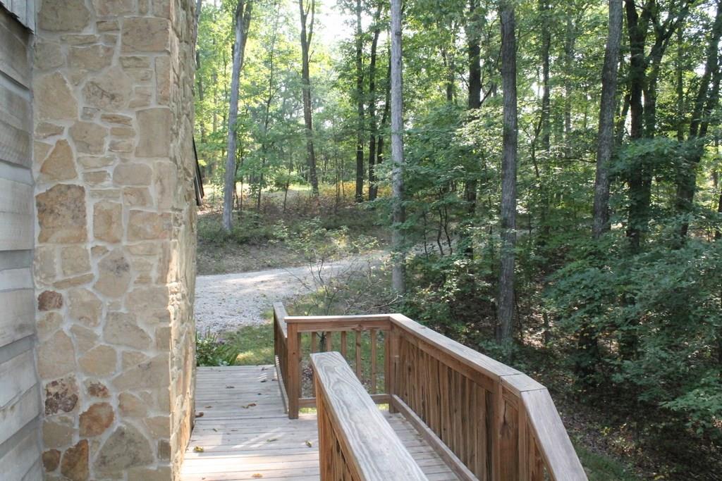 1786 Timber Crest Road Nashville, IN 47448 - Photo 17 of 23 Gallery Image 17