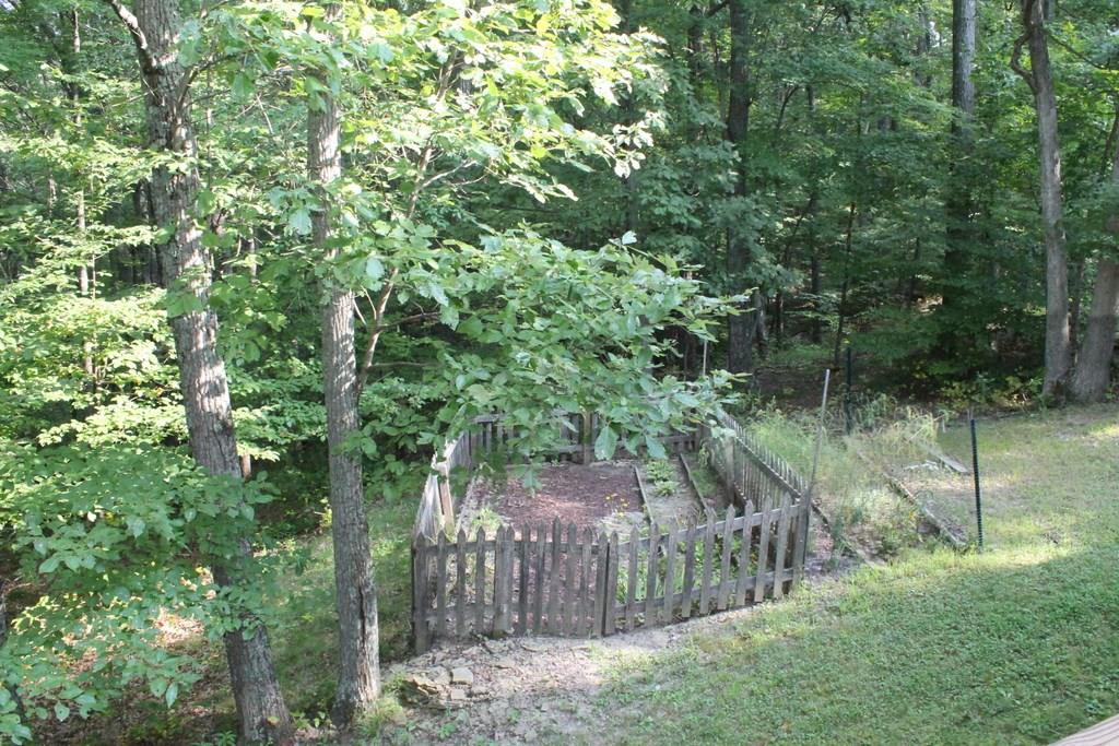1786 Timber Crest Road Nashville, IN 47448 - Photo 18 of 23 Gallery Image 18