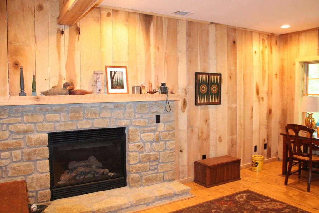 1786 Timber Crest Road Nashville, IN 47448 - Photo 7 of 23 Gallery Image 7