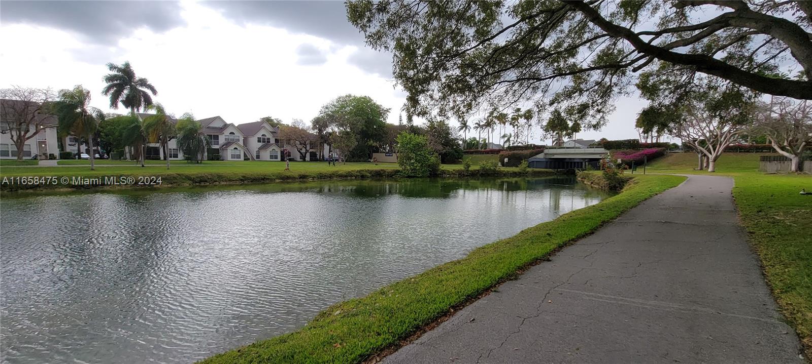 14918 Southwest 104th Street Miami, FL 33196 - Photo 11 of 25