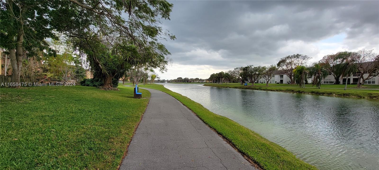 14918 Southwest 104th Street Miami, FL 33196 - Photo 13 of 25