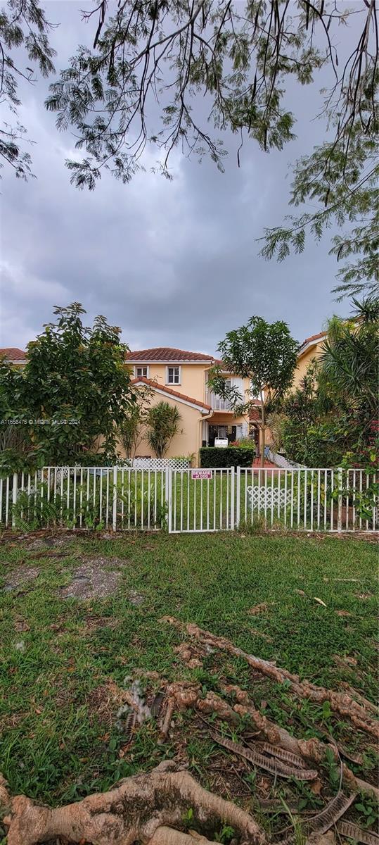 14918 Southwest 104th Street Miami, FL 33196 - Photo 9 of 25