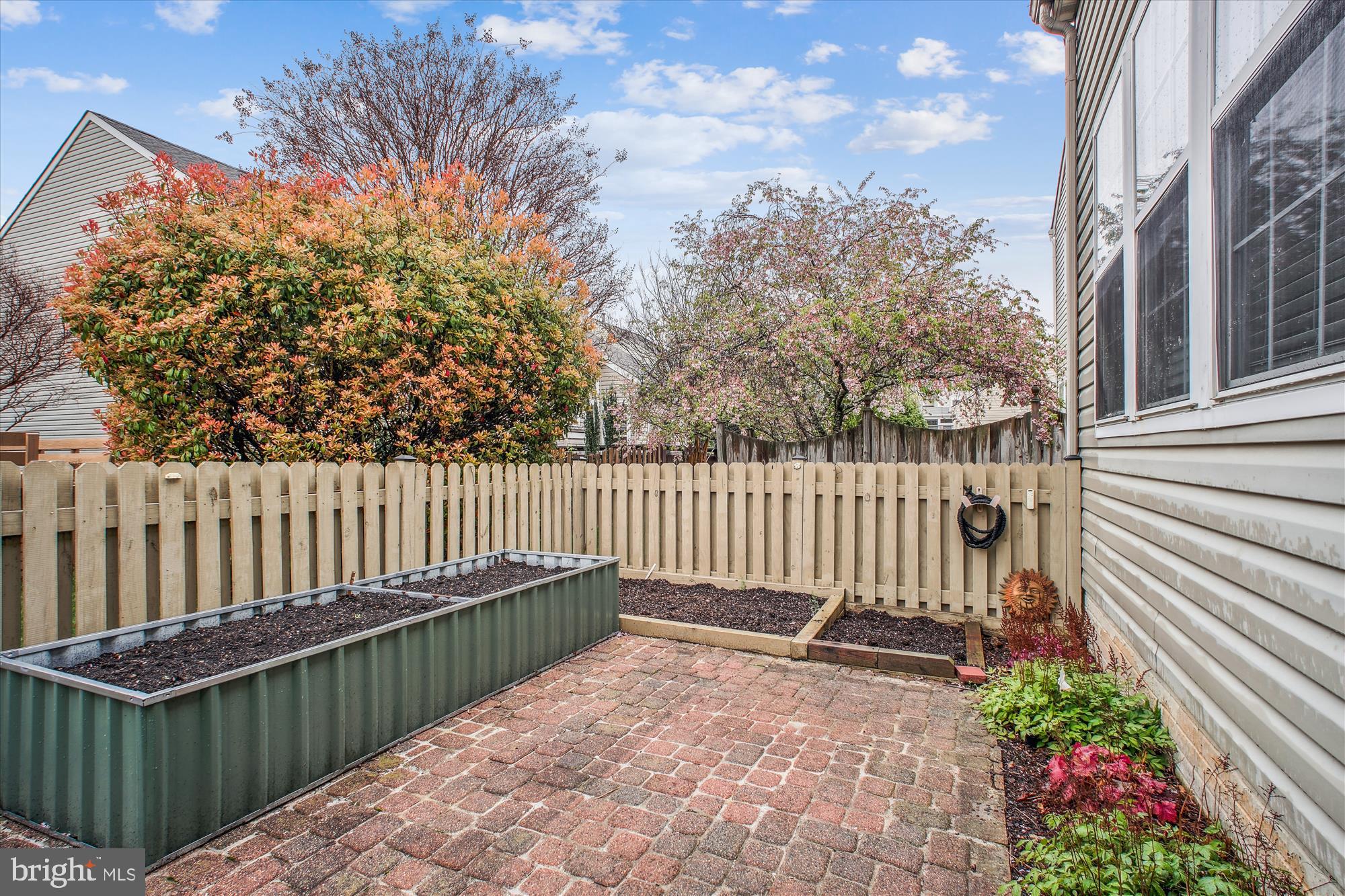 2454 Arctic Fox Way Reston, VA 20191 - Photo 51 of 54 a view of a wooden fence