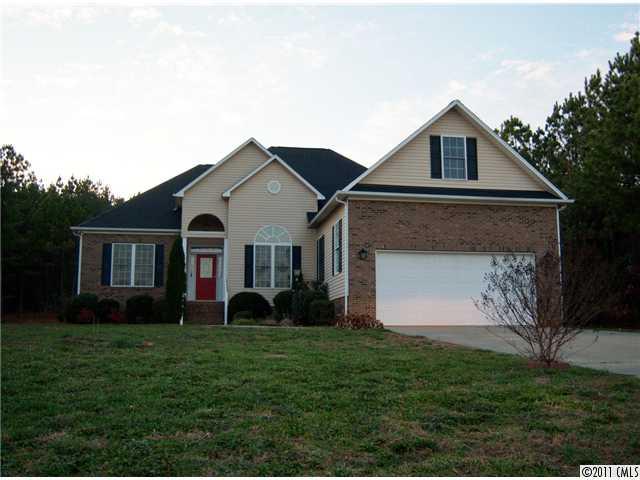 764 Sunnywood Road York, SC 29745 - Photo 1 of 12 Gallery Image 1