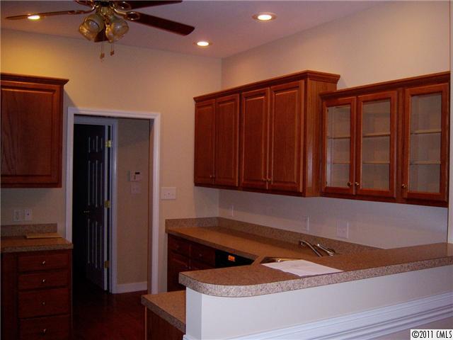 764 Sunnywood Road York, SC 29745 - Photo 6 of 12 Gallery Image 6