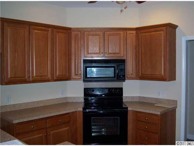 764 Sunnywood Road York, SC 29745 - Photo 7 of 12 Gallery Image 7