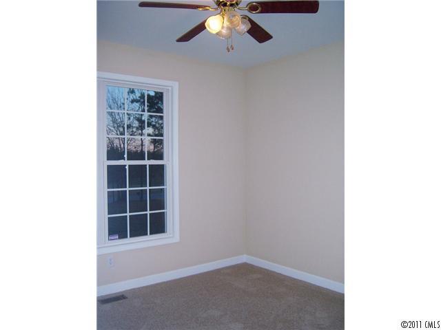 764 Sunnywood Road York, SC 29745 - Photo 9 of 12 Gallery Image 9