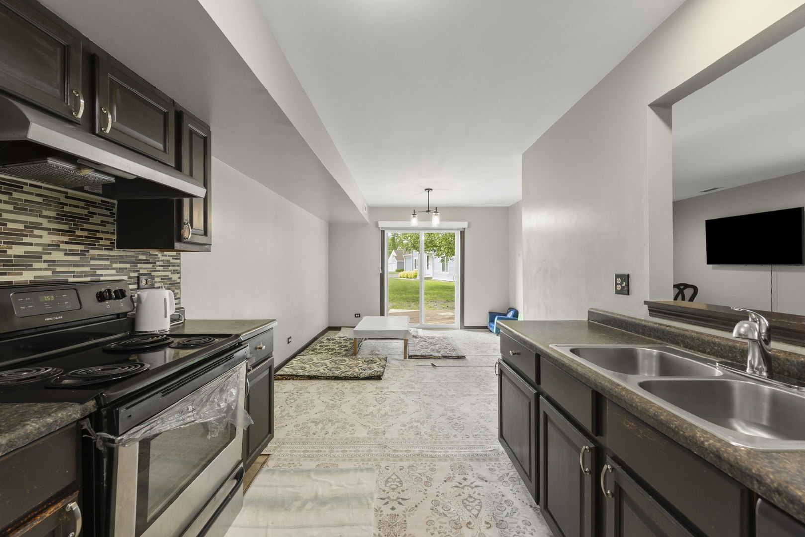 2736 Prairieview Lane South, Unit 1 Aurora, IL 60502 - Photo 12 of 18