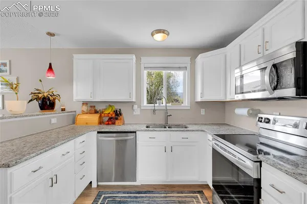 $375,000 | 3265 Foxridge Drive, Colorado Springs, CO 80916