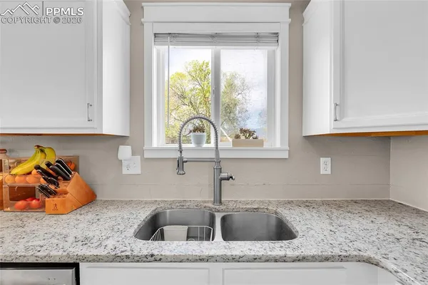 $375,000 | 3265 Foxridge Drive, Colorado Springs, CO 80916