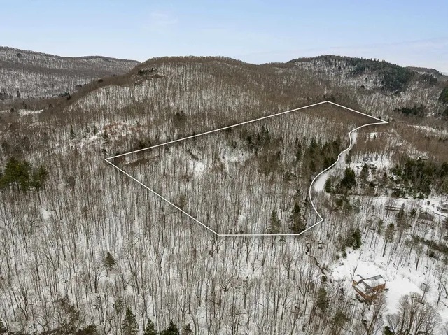 $335,000 | 115 Stone Hill Road, Bolton, VT 05465