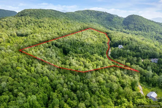 $335,000 | 115 Stone Hill Road, Bolton, VT 05465