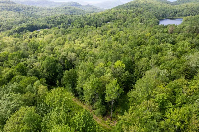 $335,000 | 115 Stone Hill Road, Bolton, VT 05465