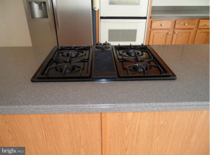 2302 Plyers Mill Road Silver Spring, MD 20902 - Photo 4 of 27 Kitchen