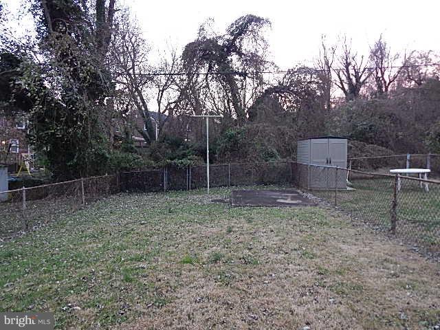 4913 Cedar Garden Road Baltimore, MD 21229 - Photo 21 of 21 Yard