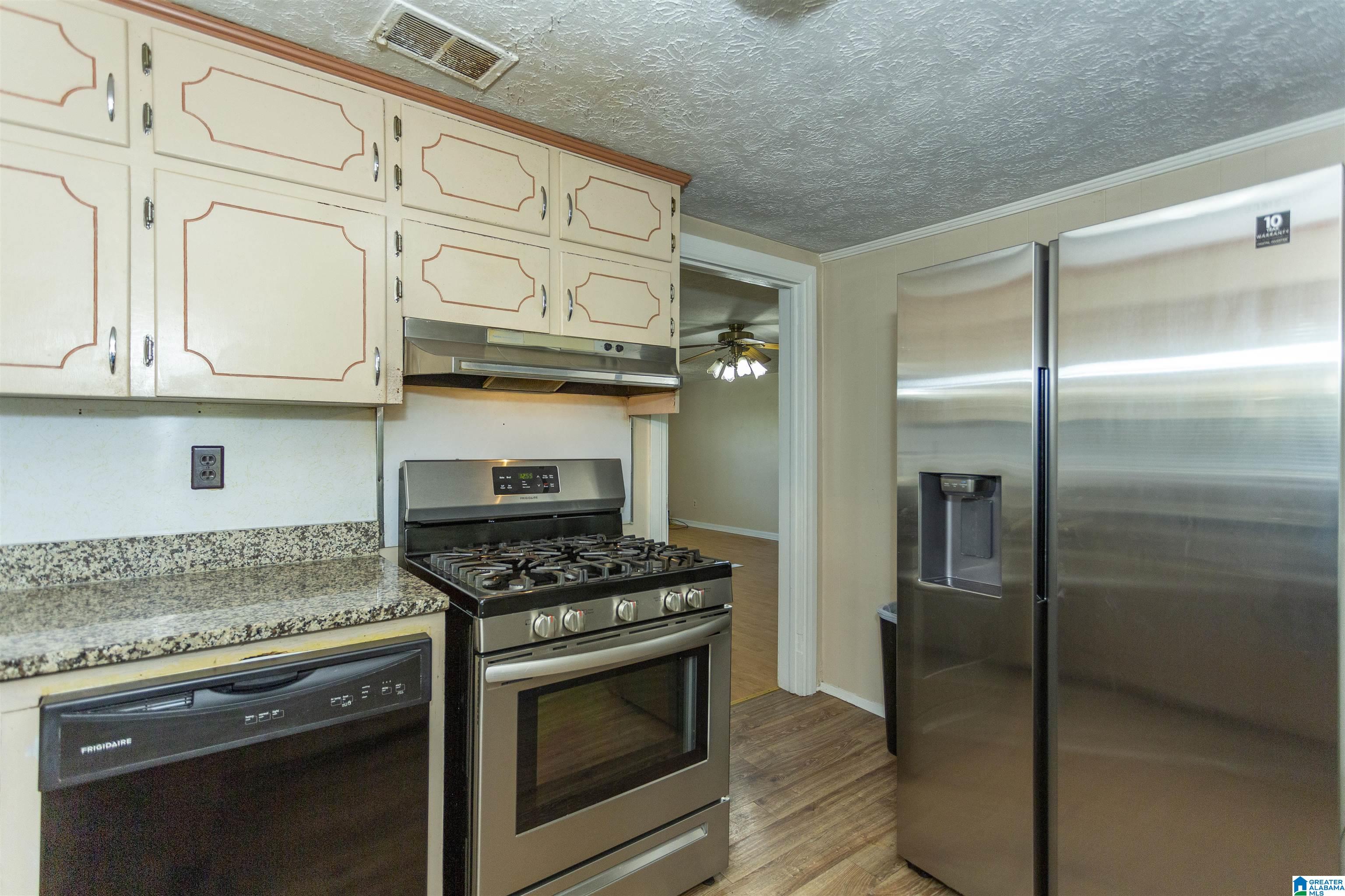 61 Idalia Road Talladega, AL 35160 - Photo 10 of 50