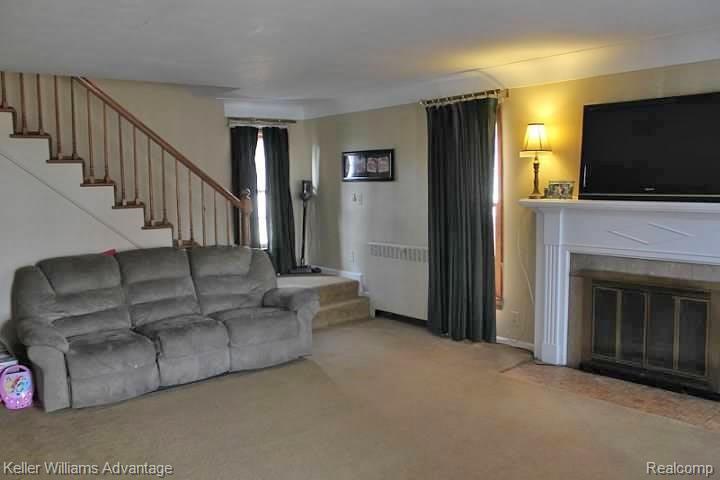 86 Chestnut Street River Rouge, MI 48218 - Photo 5 of 12
