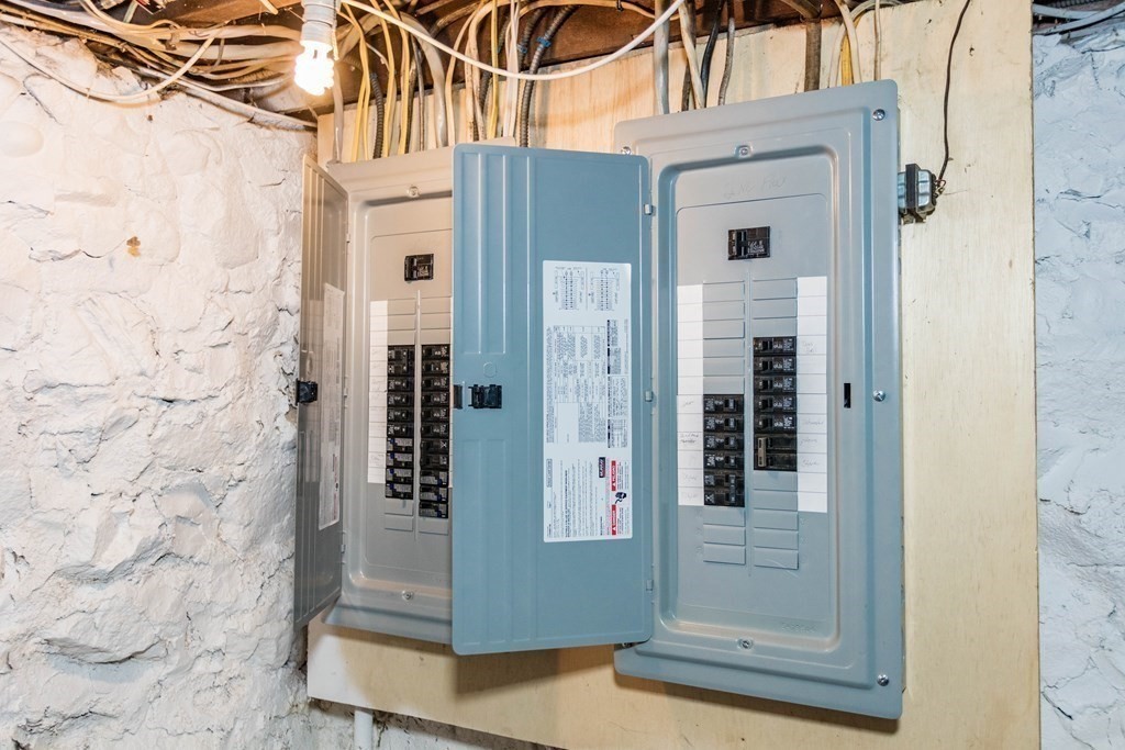 11 Doane Avenue Beverly, MA 01915 - Photo 32 of 33