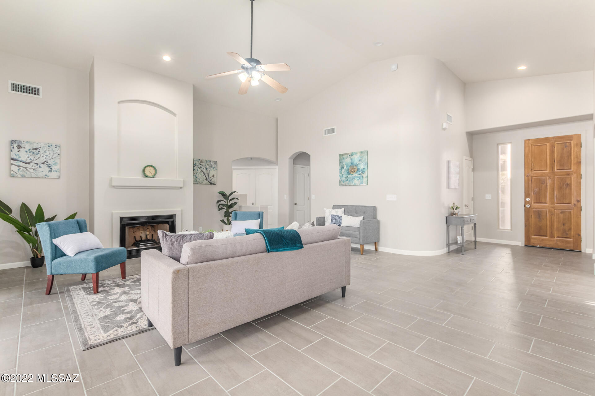 5285 Spring View Drive Tucson, AZ 85749 - Photo 4 of 28 Gallery Image 4