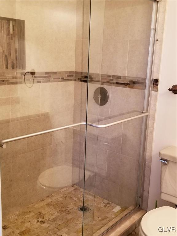 28 Millrace Road Northampton, PA 18067 - Photo 4 of 5 a bathroom with a shower