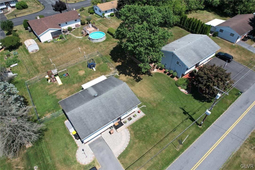 8013 Valley View Road Northampton, PA 18067 - Photo 4 of 34 Gallery Image 4