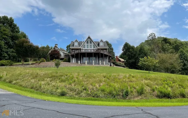 a view of a garden with an outdoor space