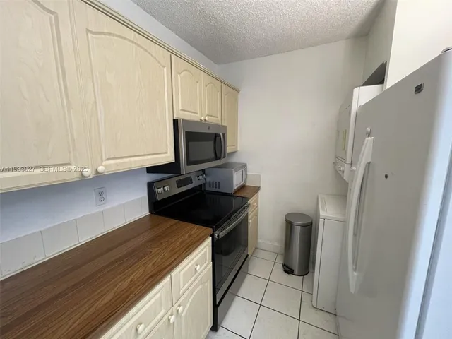 $1,750 | 2632 Riverside Drive, Unit 2632, Coral Springs, FL 33065