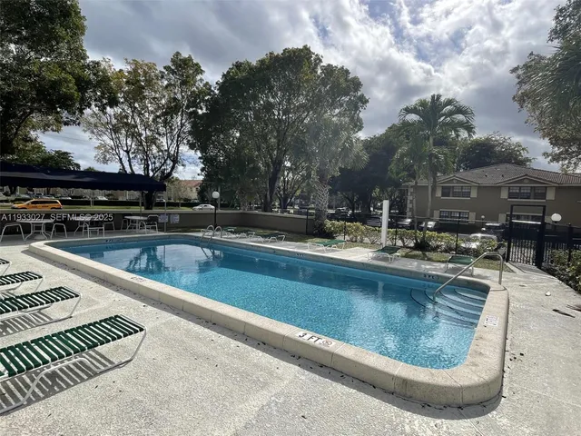 $1,750 | 2632 Riverside Drive, Unit 2632, Coral Springs, FL 33065