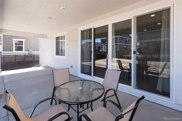 a view of a livingroom and dining room