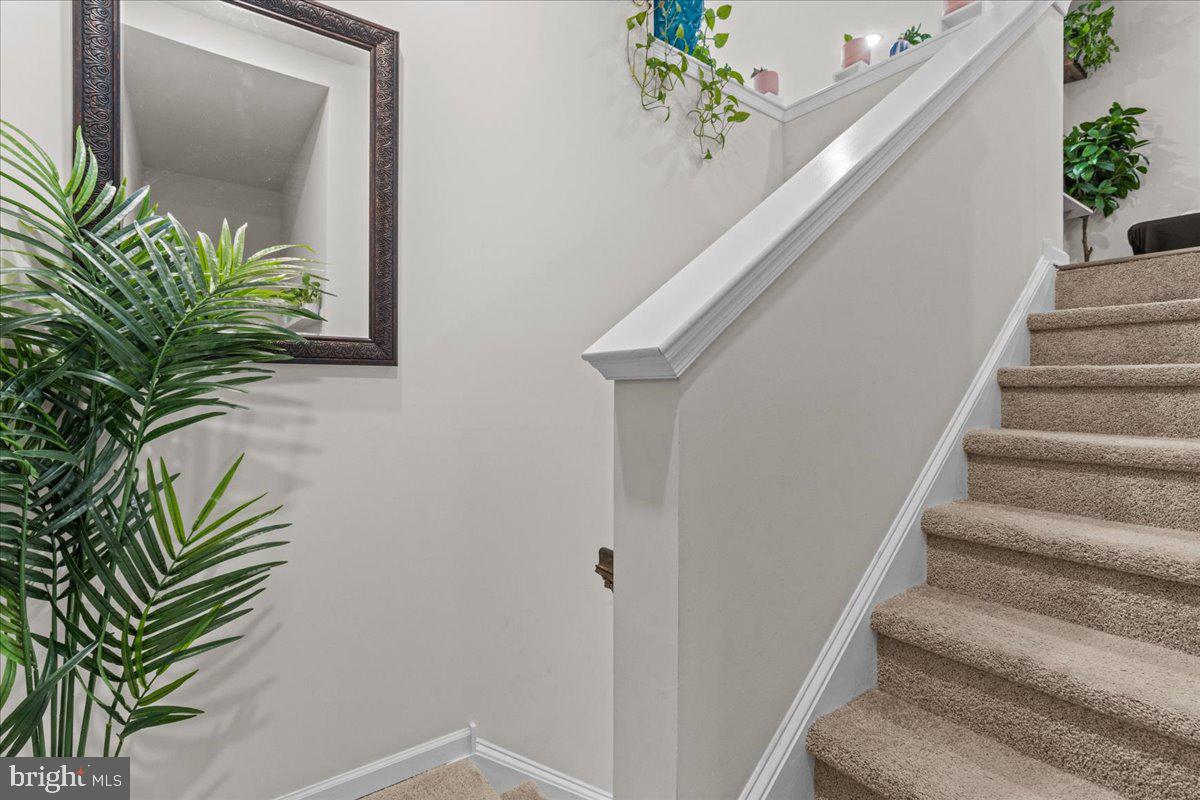 9 Sister's Farmstead Road Mount Laurel, NJ 08054 - Photo 7 of 43 a view of entryway with wooden floor