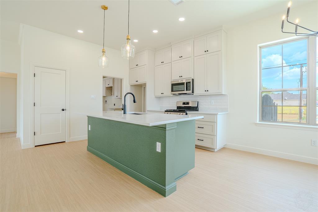 112 K Street Meridian, TX 76665 - Photo 10 of 39 Gallery Image 10