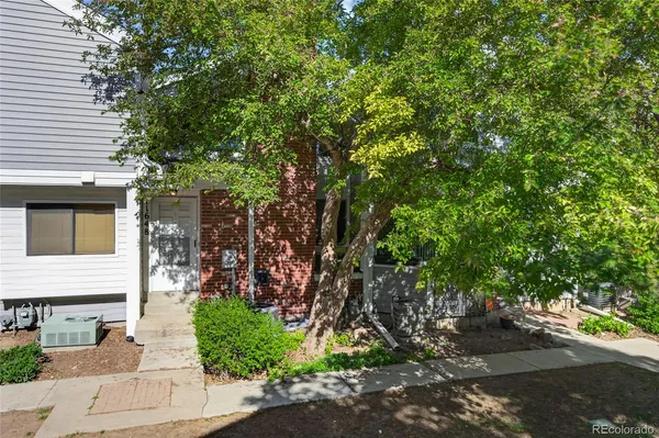 $250,000 | 11648 East Cedar Avenue, Aurora, CO 80012