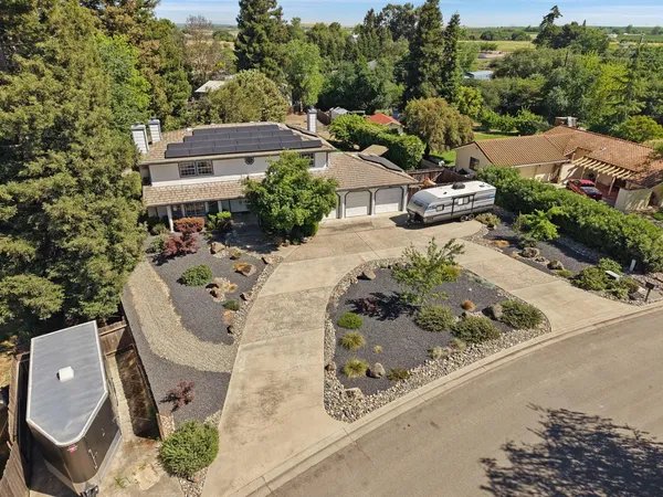 $925,000 | 11530 Oak Hill Drive, Oakdale, CA 95361