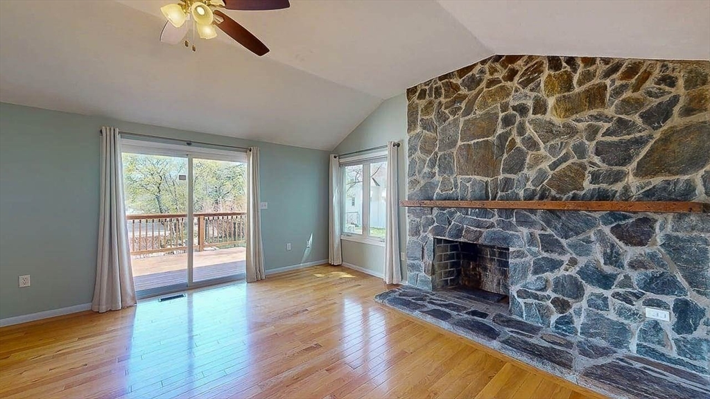 4 Alder Street Worcester, MA 01606 - Photo 11 of 40