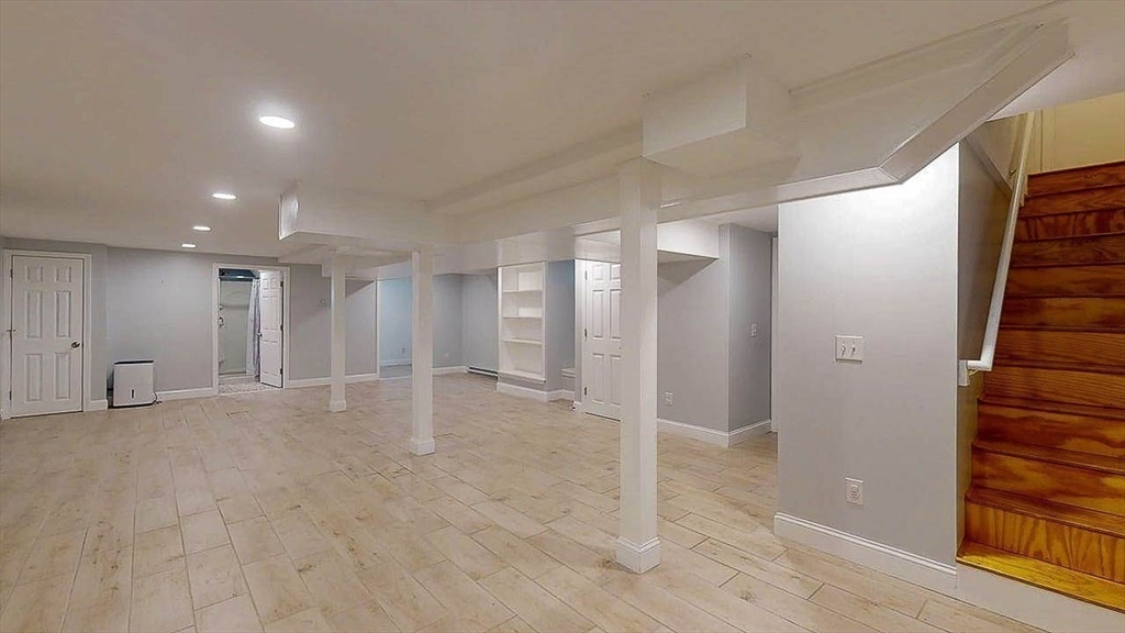 4 Alder Street Worcester, MA 01606 - Photo 26 of 40