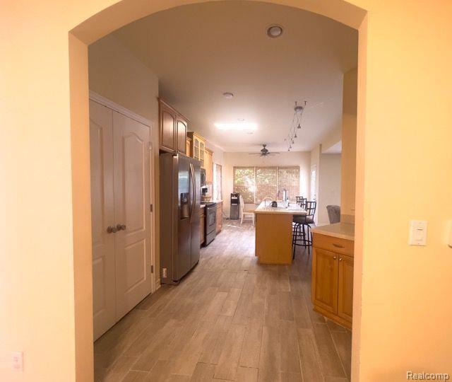 30489 Rockshire Avenue Farmington Hills, MI 48334 - Photo 10 of 39