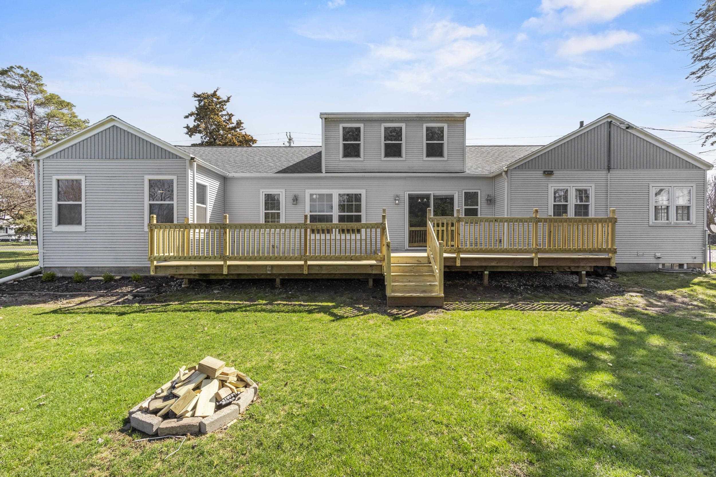 311 East Cedar Street Pulaski, WI 54162 - Photo 51 of 63