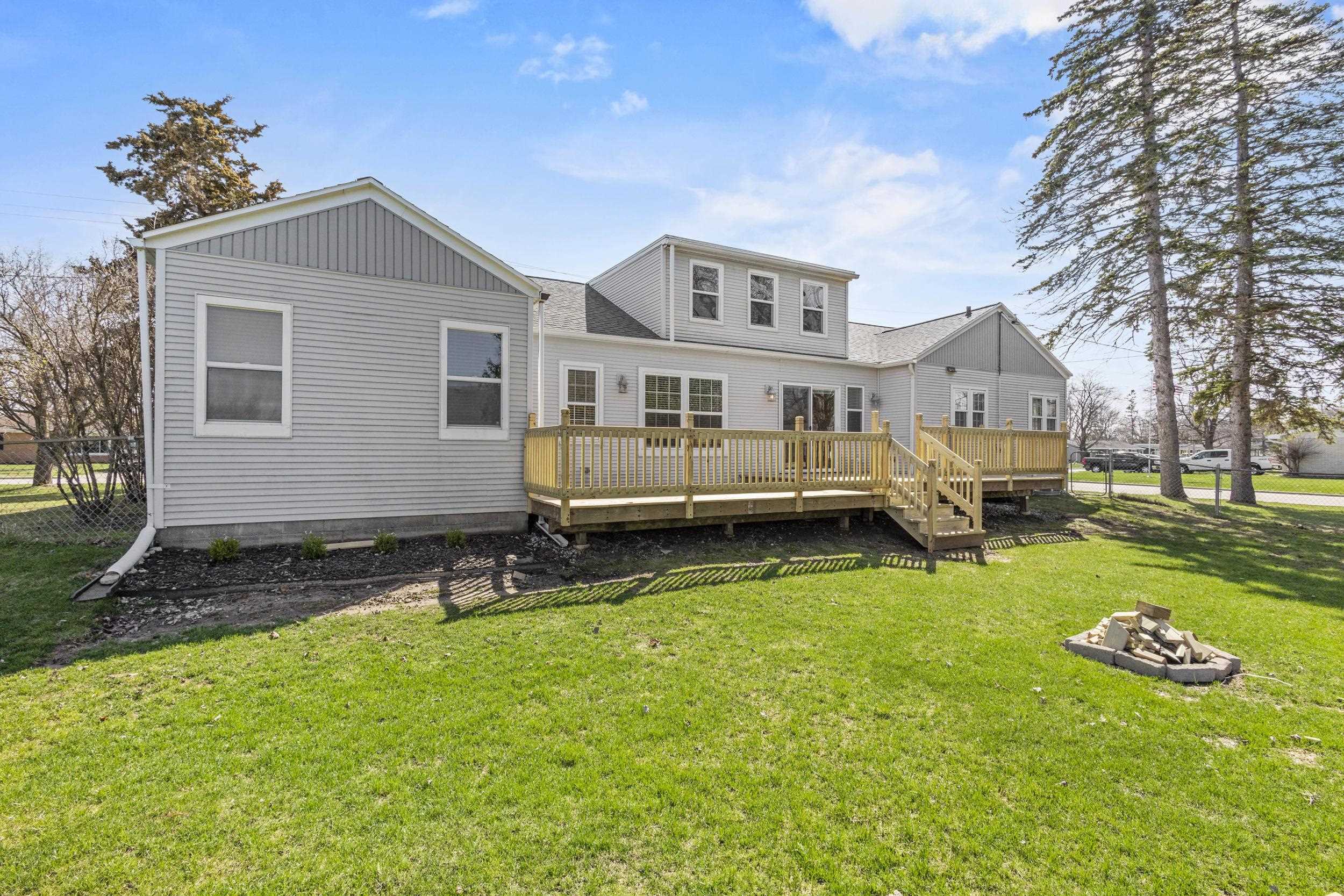 311 East Cedar Street Pulaski, WI 54162 - Photo 52 of 63