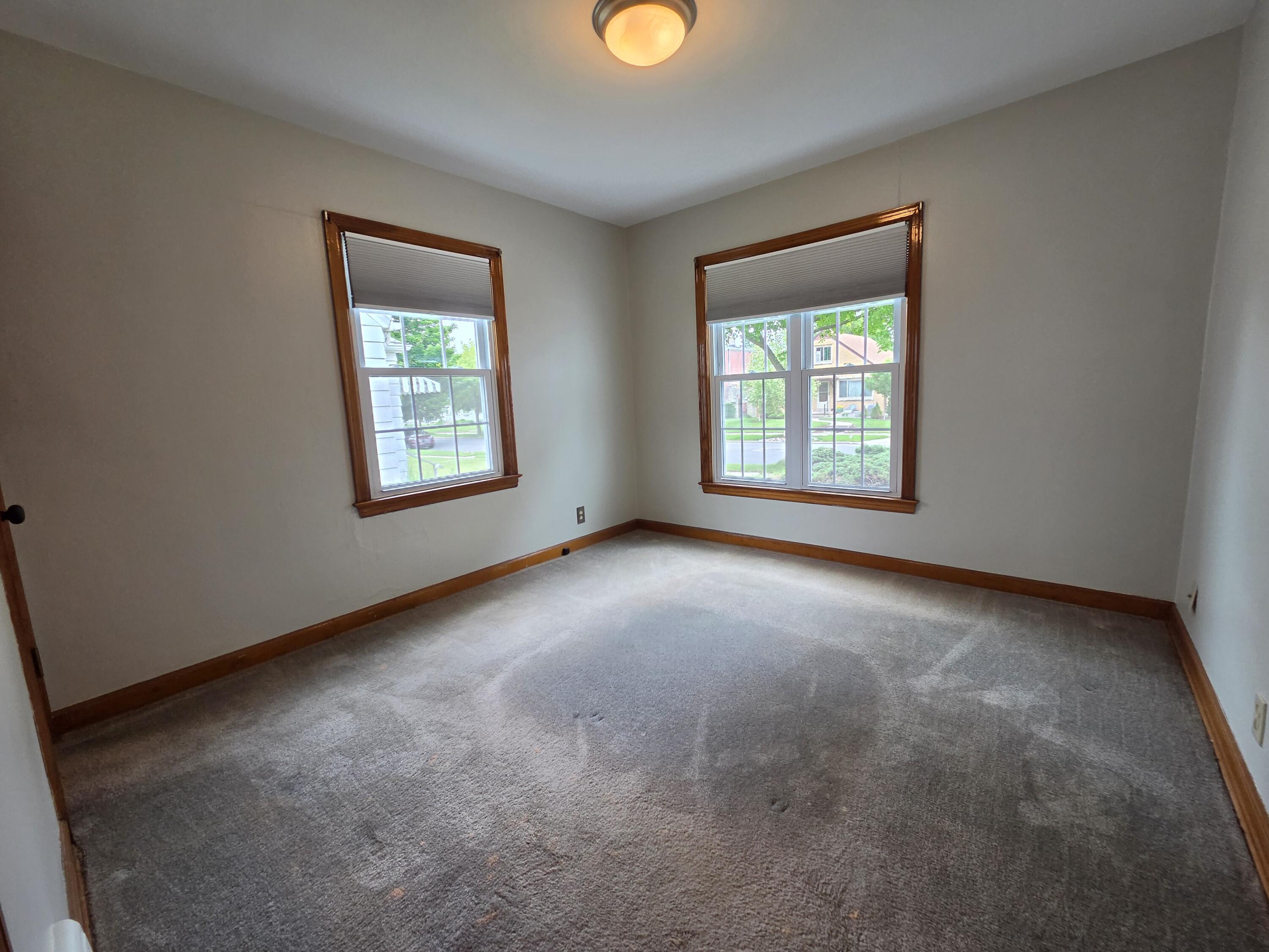 3265 South Burrell Street Milwaukee, WI 53207 - Photo 16 of 39 Bedroom 2