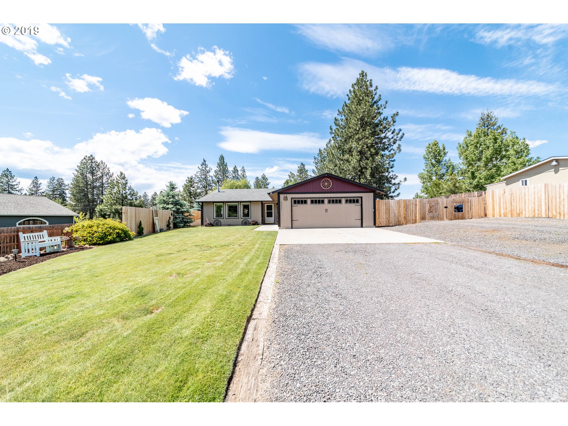 60267 Cinder Butte Road Bend, OR 97702 - Photo 2 of 27